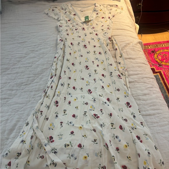 NWT Doen x Gap floral dress - size 8 - Picture 3 of 4